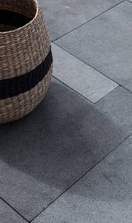 Natural stone Blackatlas Montpoupon