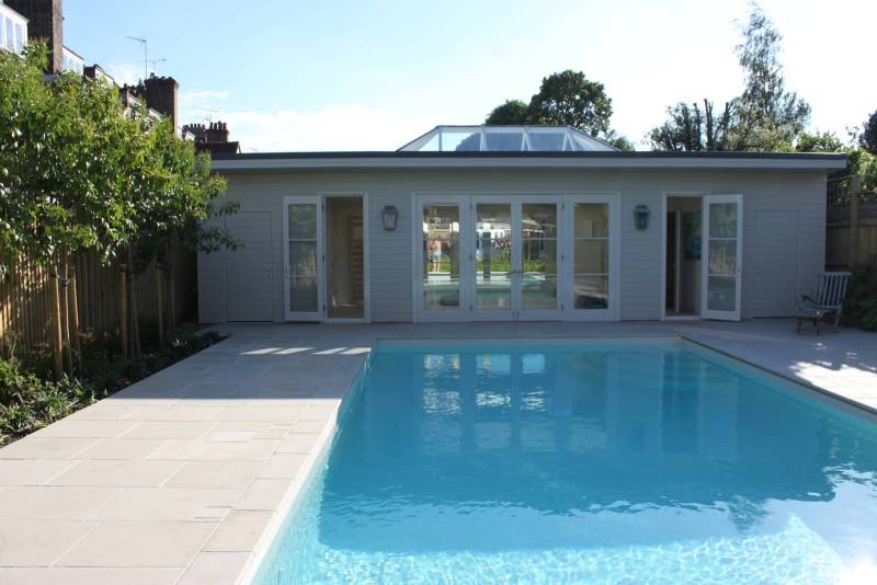 Classic pool copings in Chablis beige natural limestone in antique aged finish rounded edge