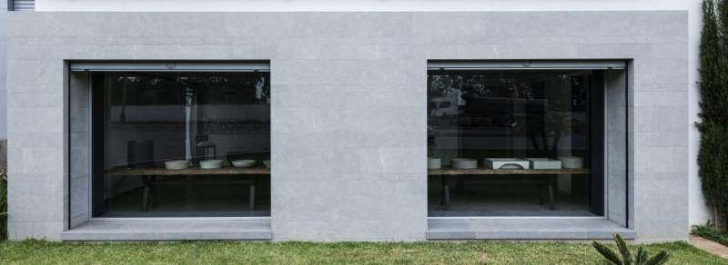 New architecture trend : coat your space with stunning and high quality materials. Check out this stone facade store. Best price in Houston, Texas