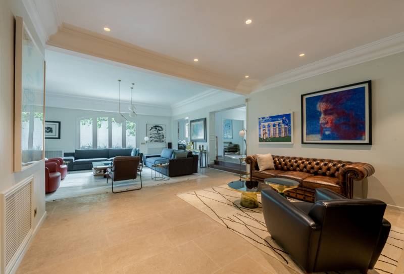 Wonder where to buy luxury coating and flooring material ? Check out this charming flooring in natural stone in Philadelphia, Pennsylvania at great value