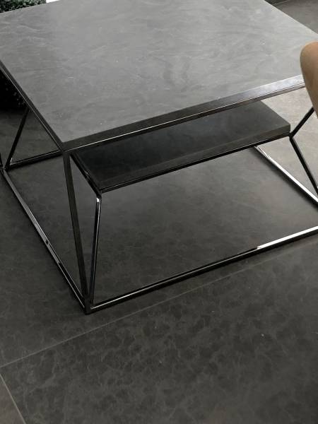 Matchy furniture and flooring material : natural limestone from Morocco at best price in modern Houston house, Texas